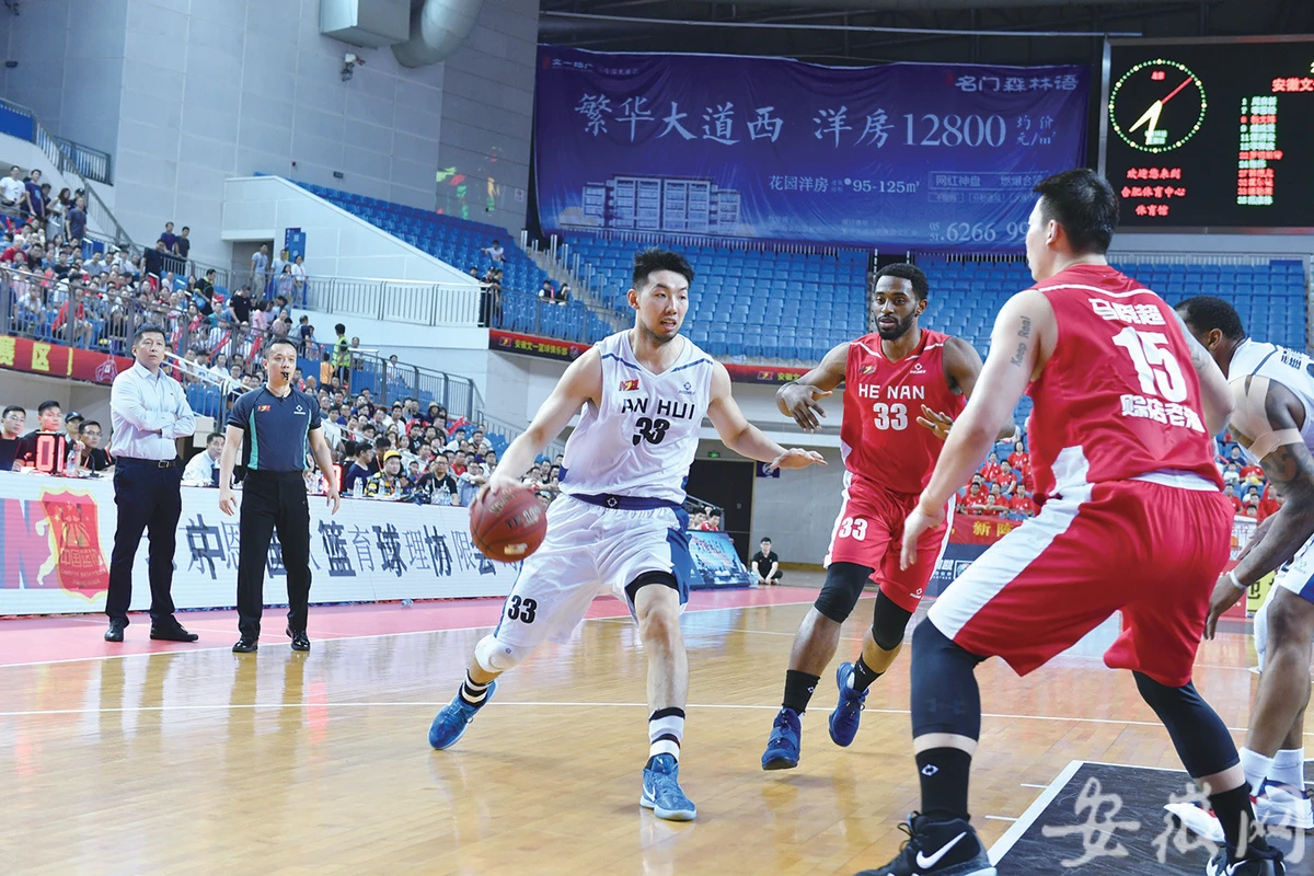 老年篮球爱好者如何练习控卫技巧_0
